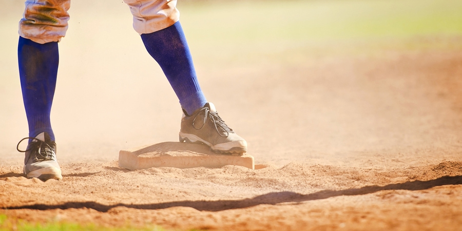 bottom of baseball cleats